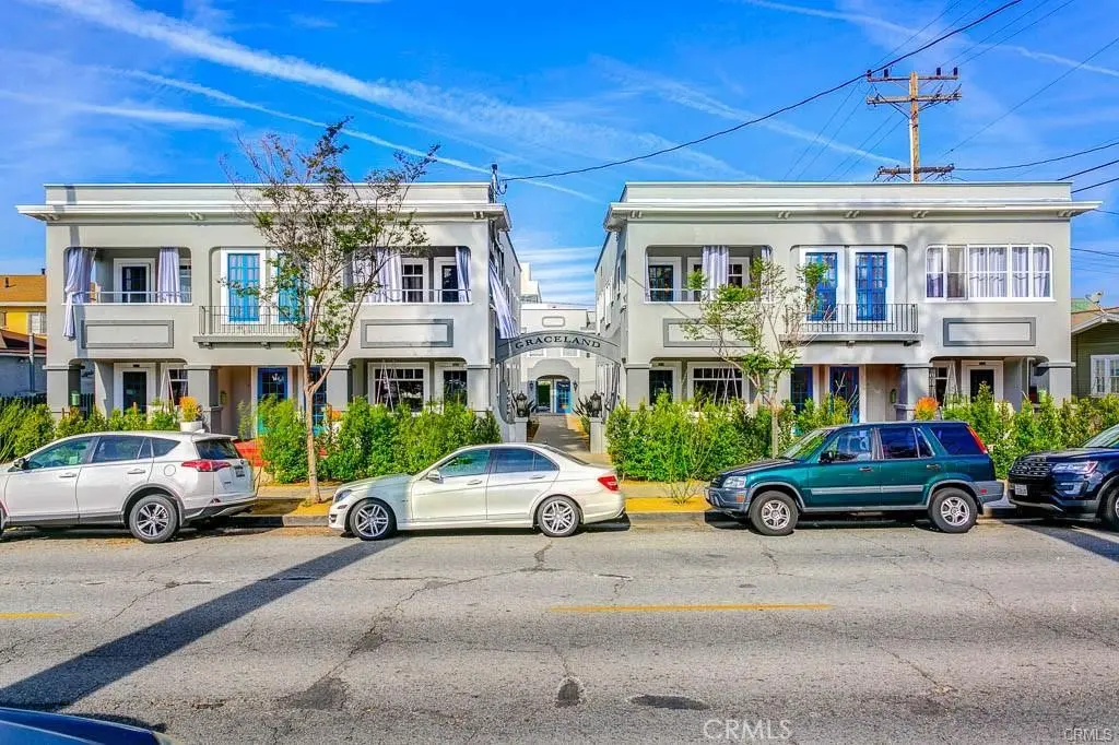 Residential Lease for rent at 111 N COLUMBUS AVE, Glendale, Los Angeles County, CA featuring 1 bed and 1 bath