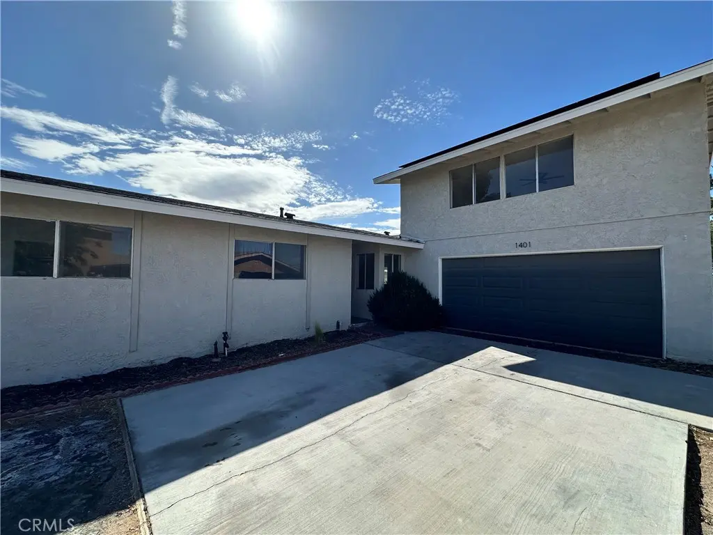 1401 De Anza, Barstow, CA — listing photo 1
