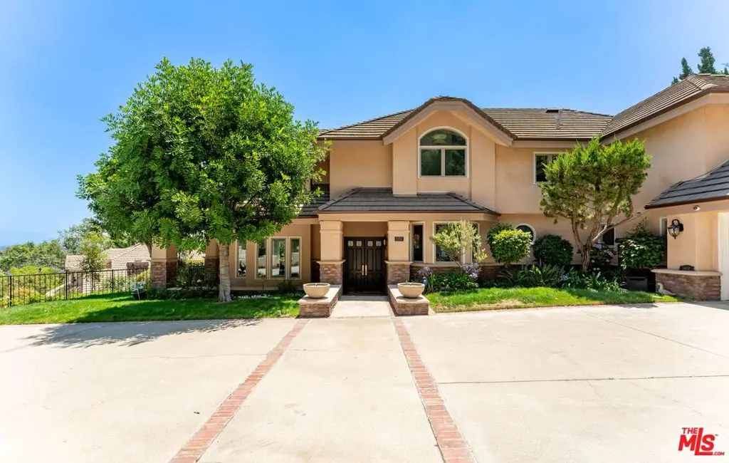 Single Family Residence for sale at 1432 Rutherford Drive, Pasadena, CA featuring 5 beds and 5 baths