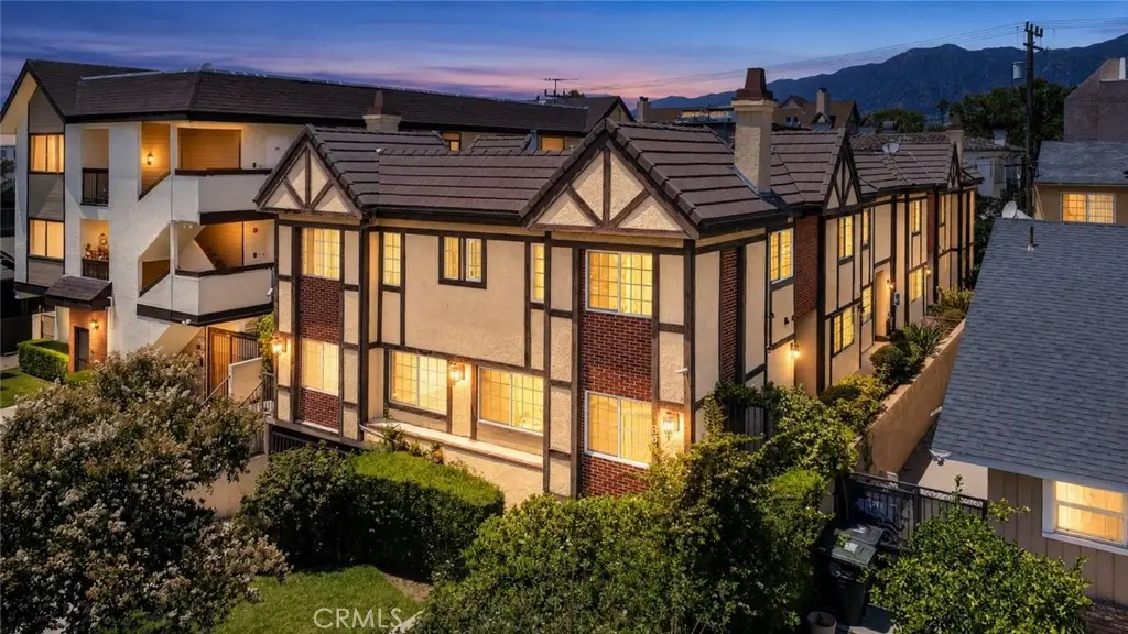 361 Salem Street 2, Glendale, CA — listing photo 1
