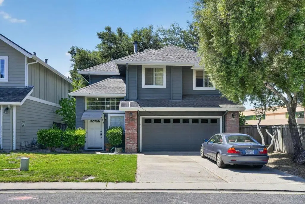 Single Family Residence for sale at 37 Silver Birch, Scotts Valley, CA featuring 3 beds and 2 baths