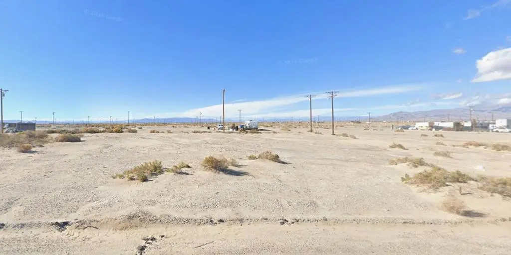 2107 Neptune Avenue, Thermal, CA — listing photo 1