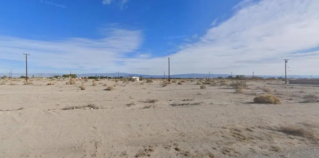 1046 Seaview Avenue, Thermal, CA — listing photo 1