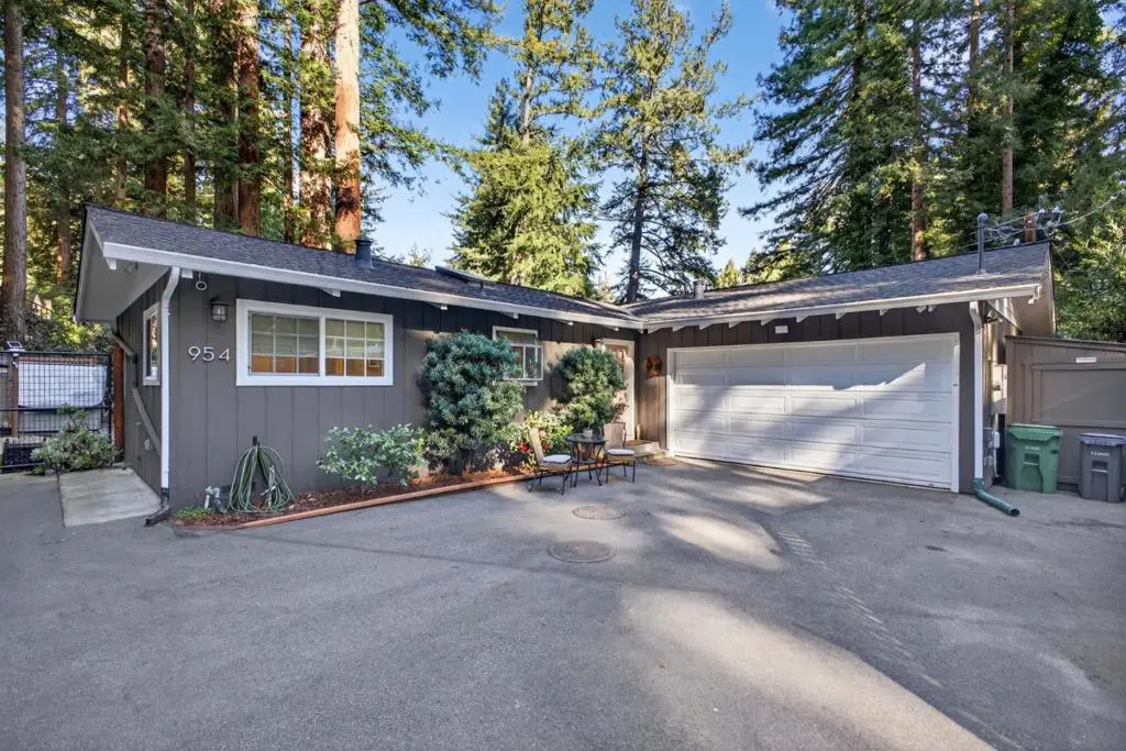 954 Scenic Way, Ben Lomond, CA — listing photo 1