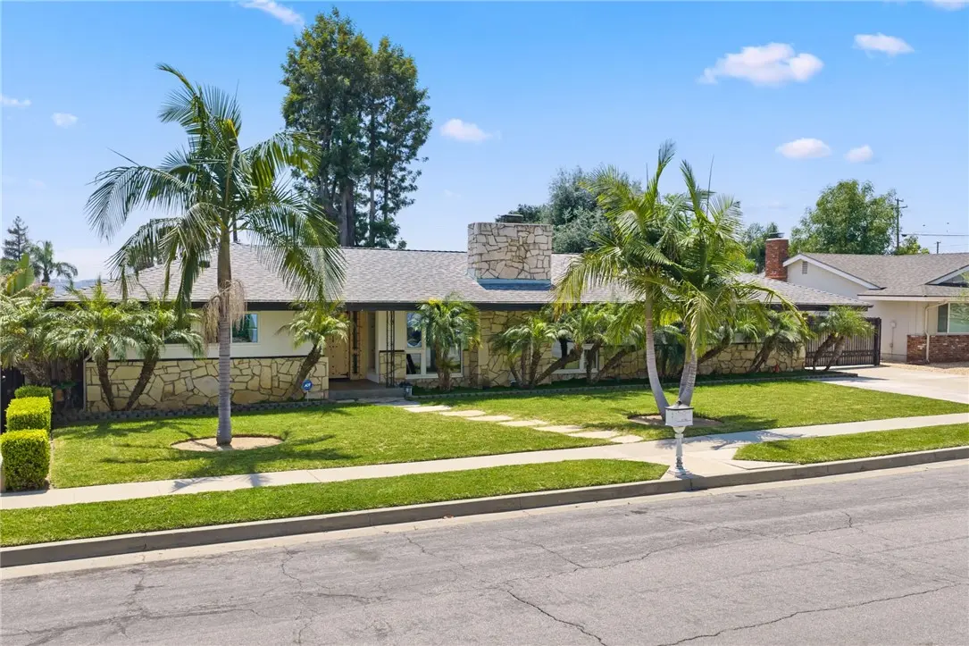 1020 La Serna, La Habra, CA — listing photo 1