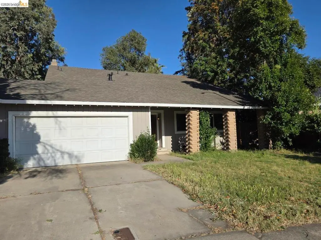 9206 Decatur DR, Stockton, CA — listing photo 1