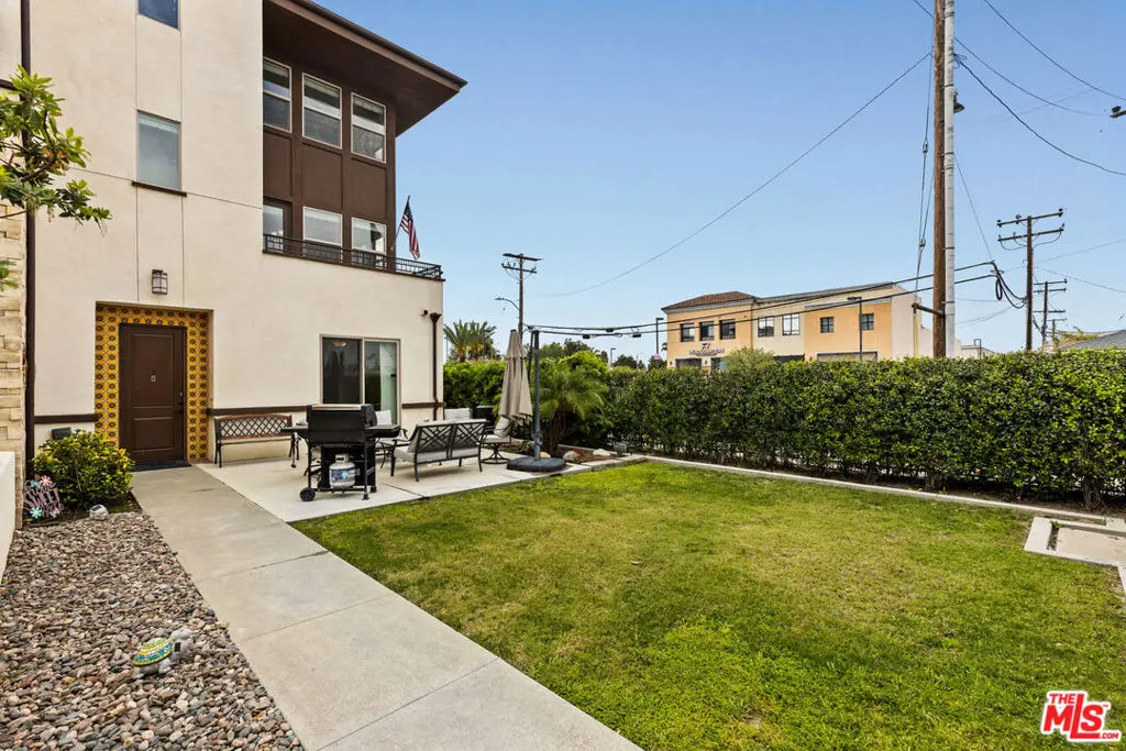 15812 Santa Ana Avenue 1, Bellflower, CA — listing photo 1