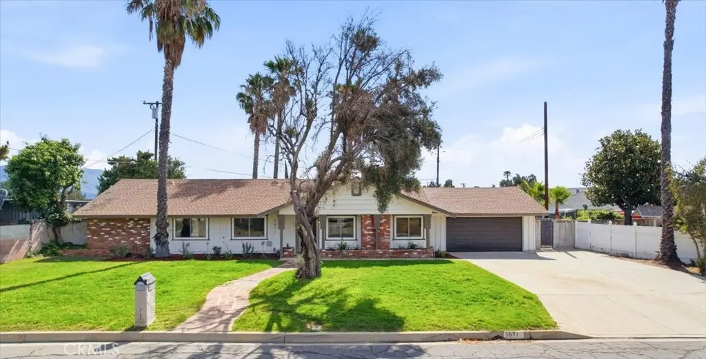 5871 Geremander Avenue, Rialto, CA — listing photo 1