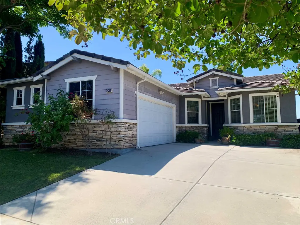 34209 Sherwood, Yucaipa, CA — listing photo 1