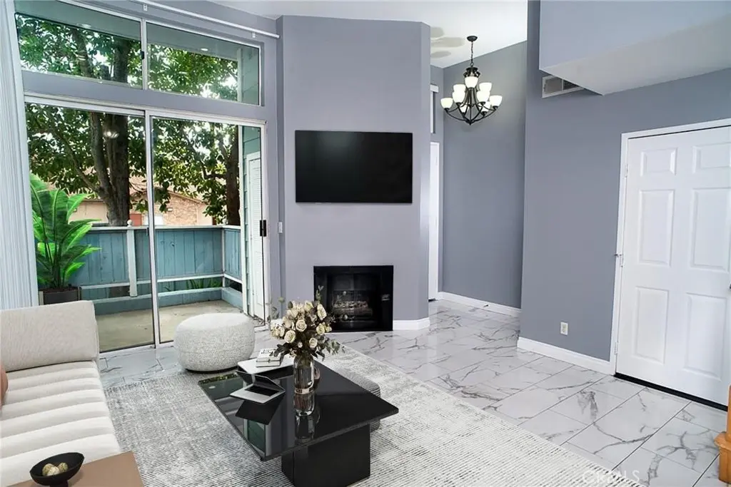 10350 Topanga Canyon Boulevard, Chatsworth, CA — listing photo 1