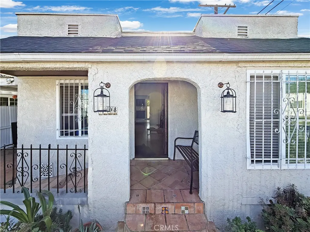 Single Family Residence for sale at 3008 W 30th, Los Angeles, CA featuring 3 beds and 2 baths