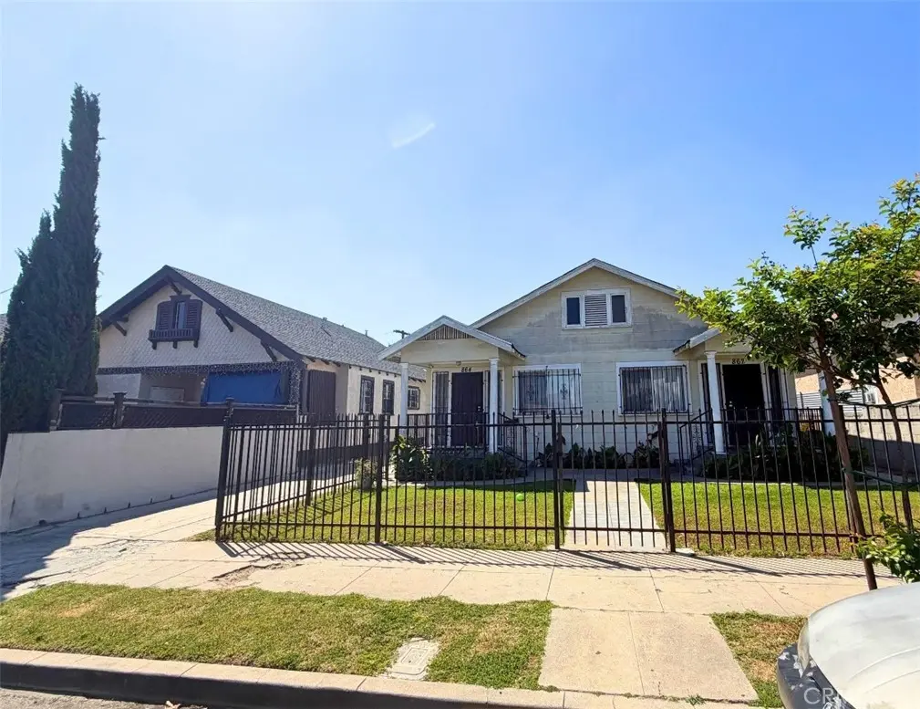 Duplex for sale at 862 E 49th Street, Los Angeles, CA