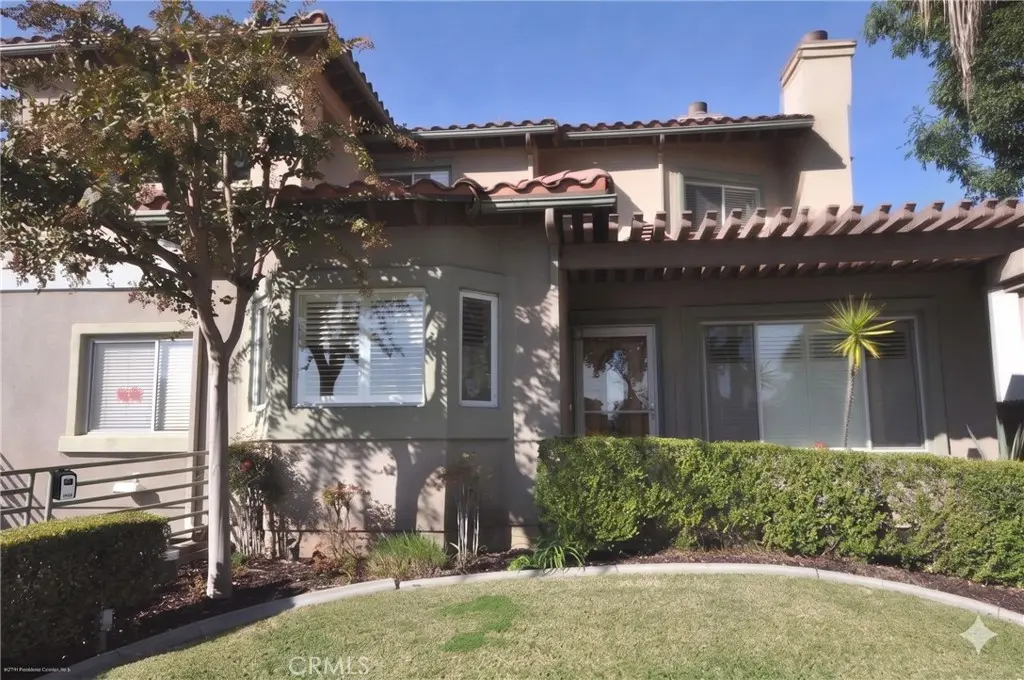 Condominium for sale at 255 N Michigan 5, Pasadena, CA featuring 3 beds and 3 baths