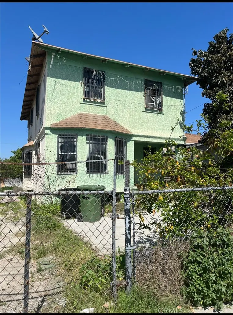 Single Family Residence for sale at 619 E 22nd Street, Los Angeles, CA featuring 4 beds and 2 baths