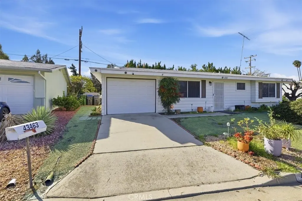 Single Family Residence for sale at 43463 Briercliff, Hemet, CA featuring 2 beds and 2 baths