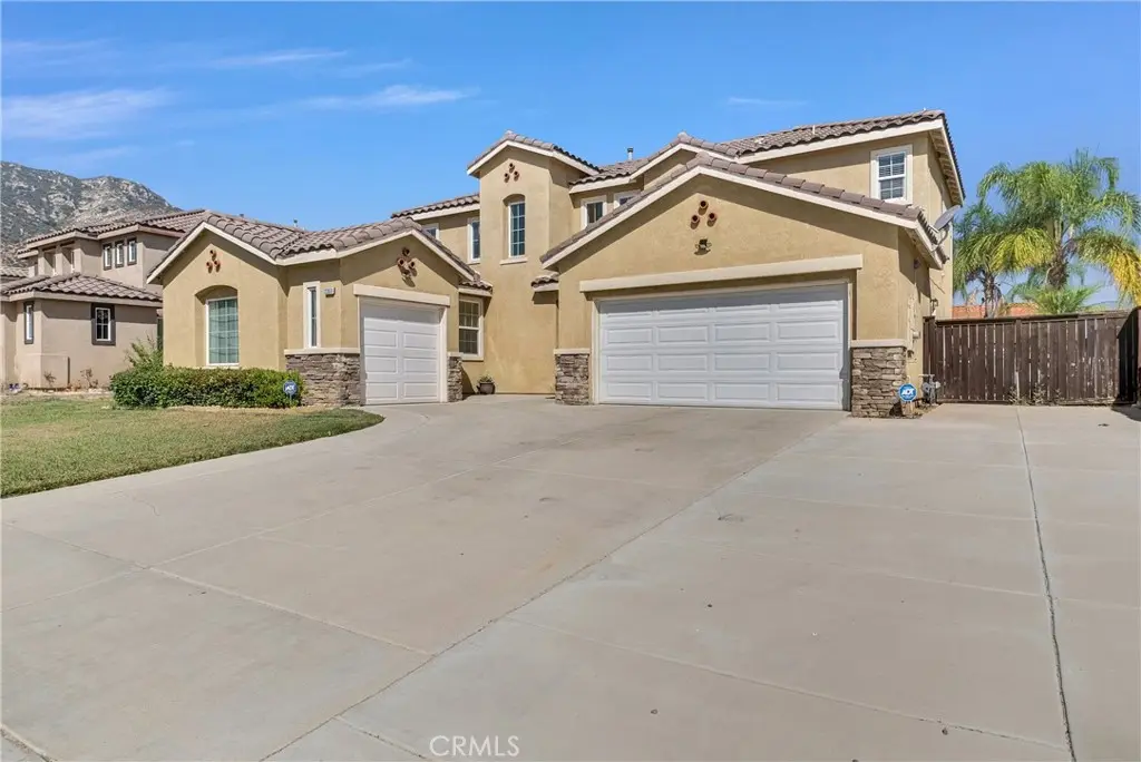 Single Family Residence for sale at 32859 Fairmont, Lake Elsinore, CA featuring 4 beds and 3 baths