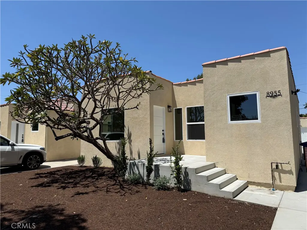 8955 San Luis, South Gate, CA — listing photo 1