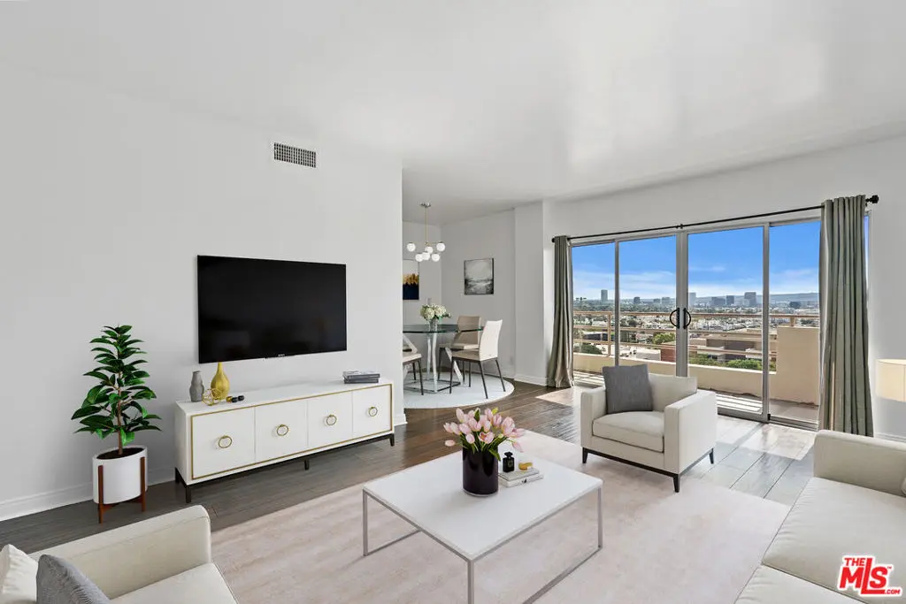 1131 Alta Loma Road 305, West Hollywood, CA — listing photo 1