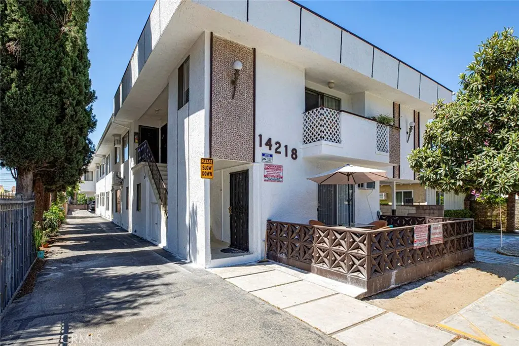 14218 Sylvan Street, Van Nuys, CA — listing photo 1