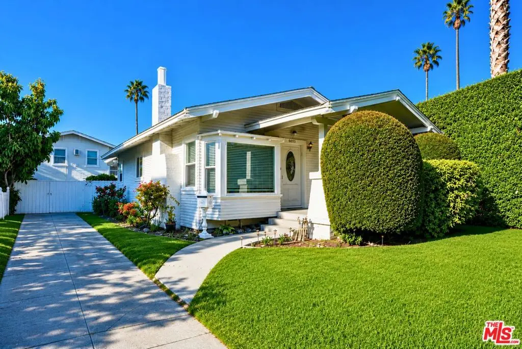 Residential Lease for rent at 8655 Clifton Way, Beverly Hills, Los Angeles County, CA featuring 3 beds and 2 baths