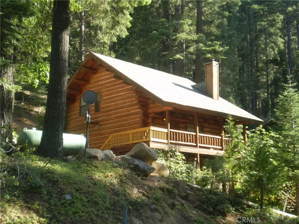 7426 Henness Ridge Road, Yosemite, CA — listing photo 1