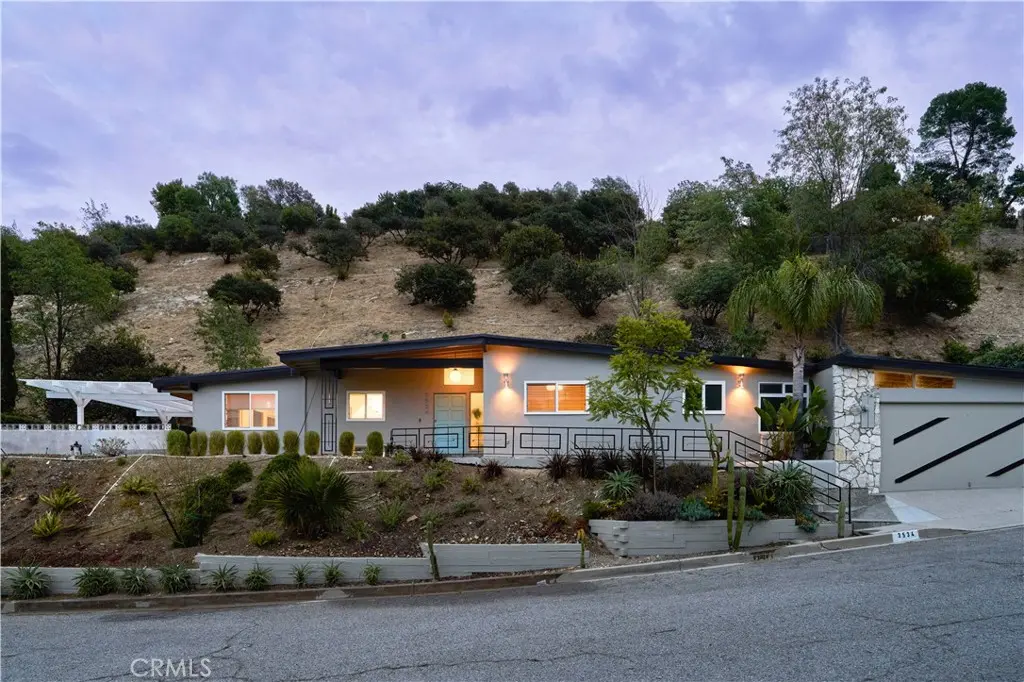 3534 Stonehill, Sherman Oaks, CA — listing photo 1