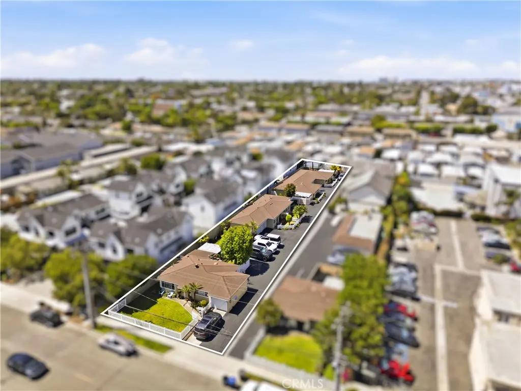 131 E 21st Street, Costa Mesa, CA — listing photo 1