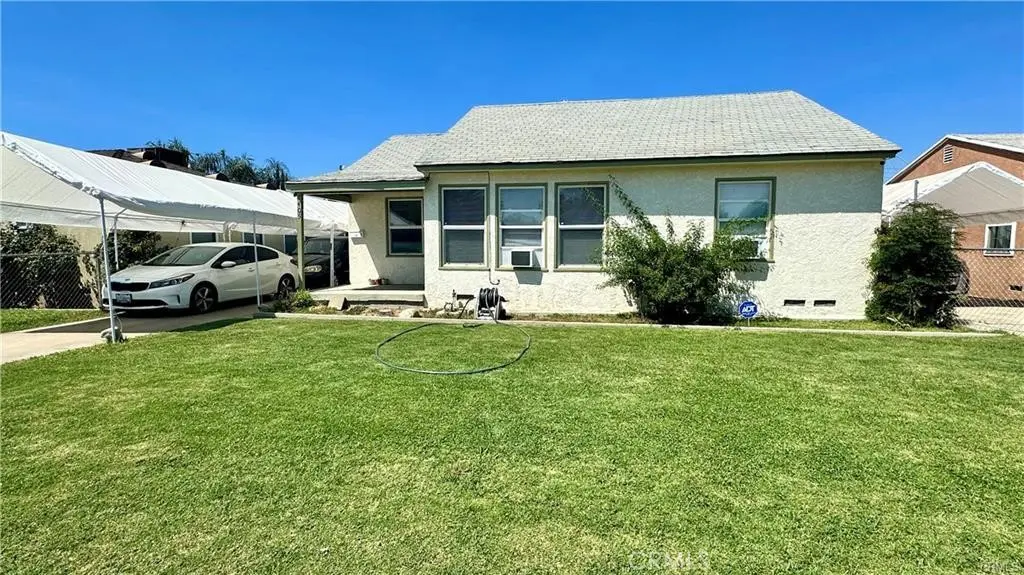 1405 Chester Avenue, Bakersfield, CA — listing photo 1