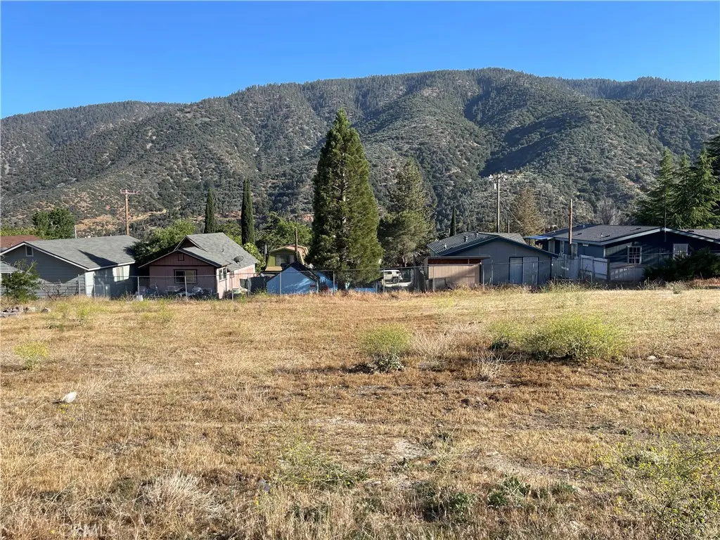 4228 N End, Frazier Park, CA — listing photo 1