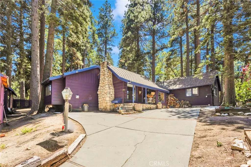 31701 Christmas Tree, Running Springs, CA — listing photo 1