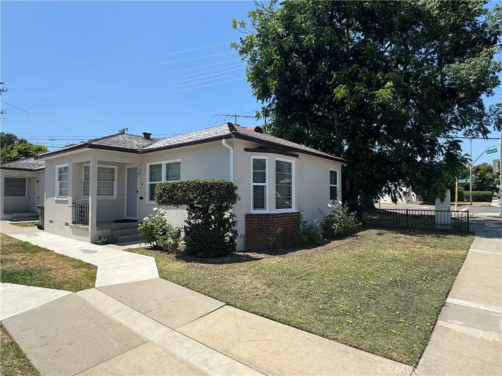 Residential Lease for rent at 221 N Atlantic, Alhambra, Los Angeles County, CA featuring 1 bed and 1 bath