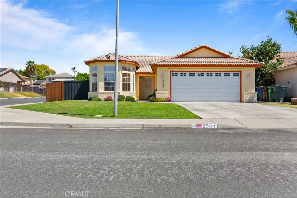 258 Deep Creek, Bakersfield, CA — listing photo 1