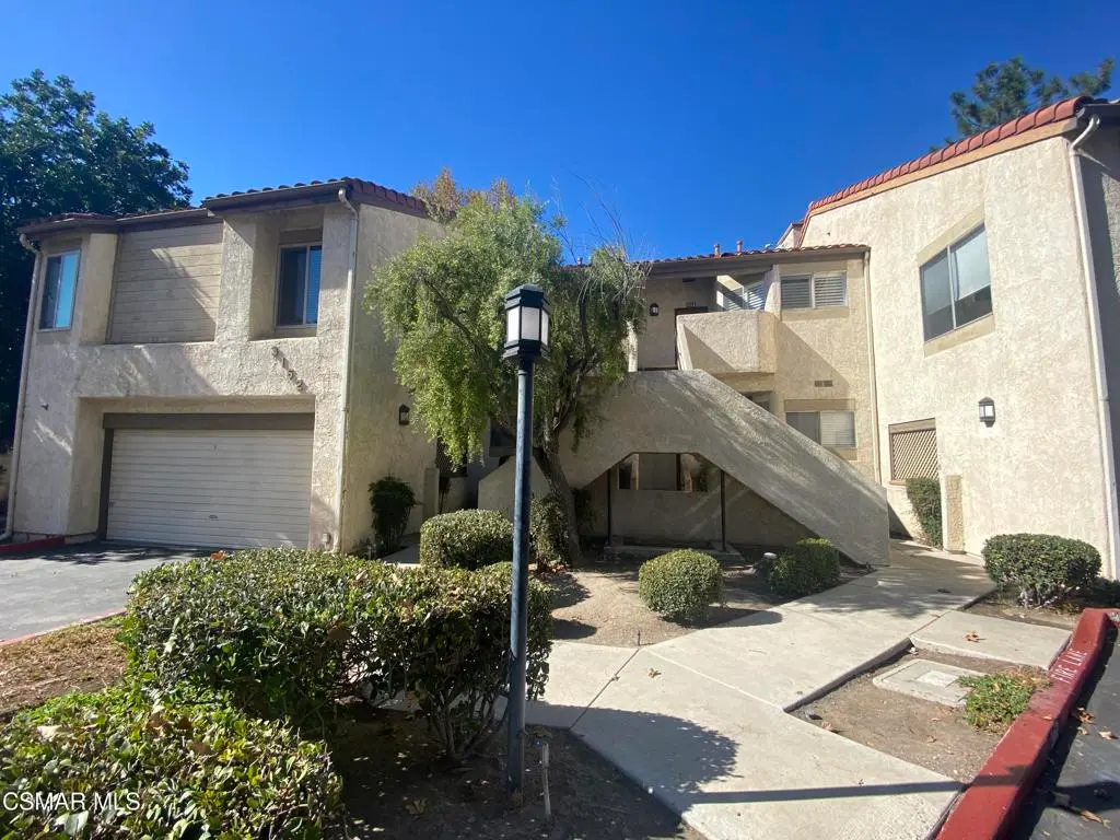 Condominium for sale at 3162 Darby Street 210, Simi Valley, CA featuring 3 beds and 2 baths
