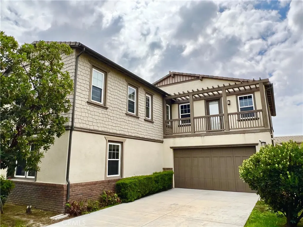 Single Family Residence for rent at 3974 E Callaway Drive, Ontario, CA featuring 6 beds and 5 baths