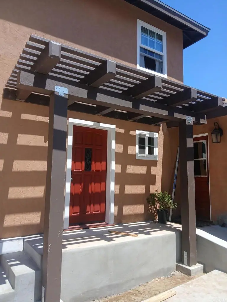 Apartment for rent at 1651 Branddon Way B, El Cajon, CA featuring 1 bed and 2 baths