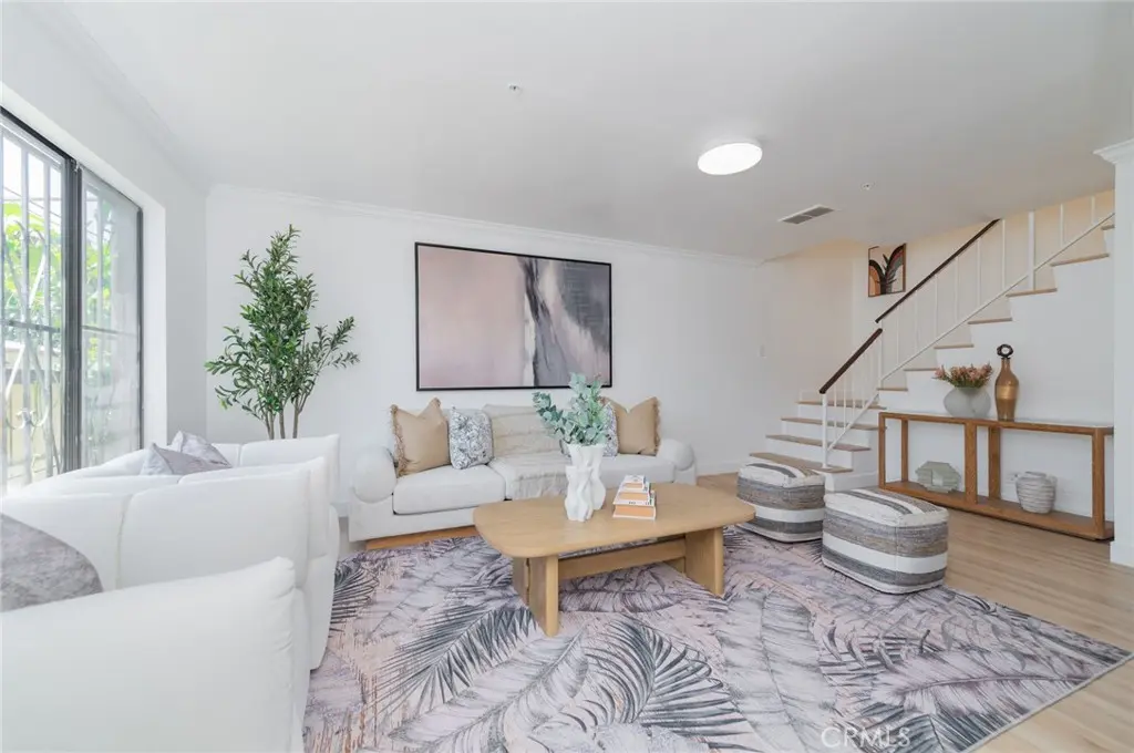305 N Lincoln Avenue A, Monterey Park, CA — listing photo 1