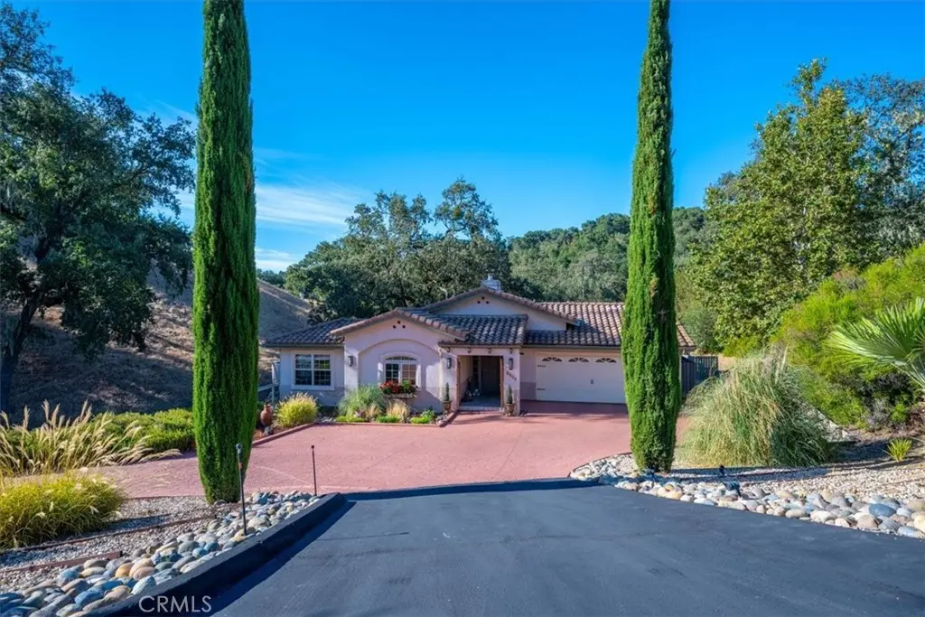 Single Family Residence for sale at 9905 Corriente, Atascadero, CA featuring 4 beds and 3 baths