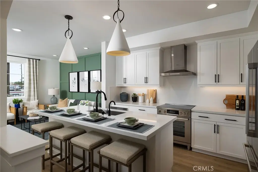 318 E William Way, La Habra, CA — listing photo 1