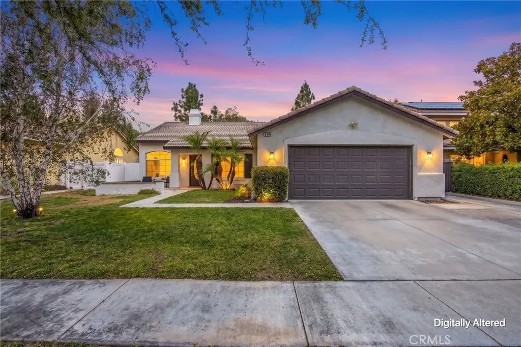 Single Family Residence for sale at 619 Donatello Dr, Corona, CA featuring 3 beds and 2 baths
