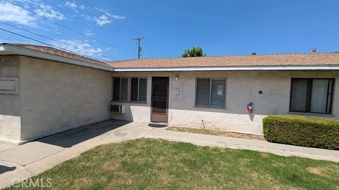 Apartment for rent at 209 N Florence Street, Burbank, CA featuring 1 bed and 1 bath