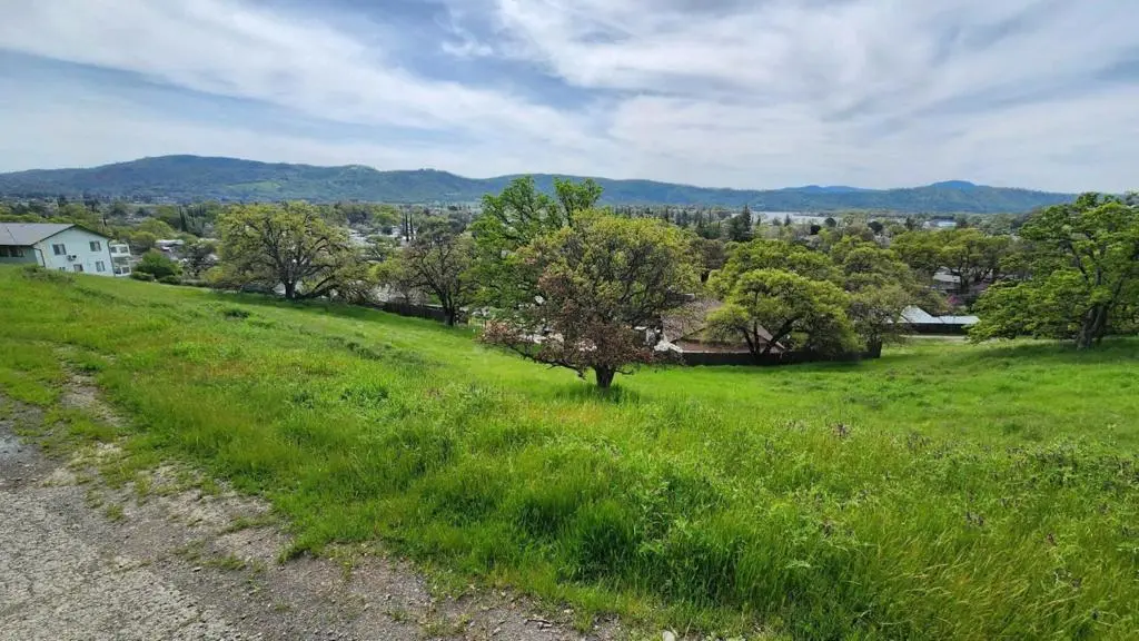 12761 Lakeview Drive, Clearlake Oaks, CA — listing photo 1