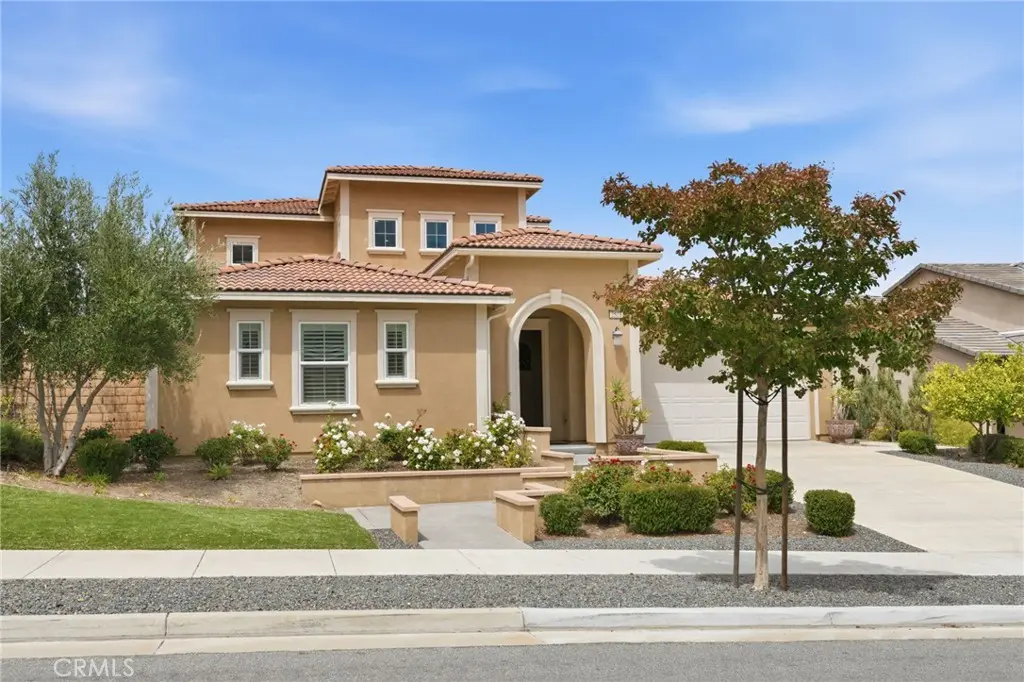 Single Family Residence for sale at 2521 Chad Zeller, Corona, CA featuring 4 beds and 4 baths