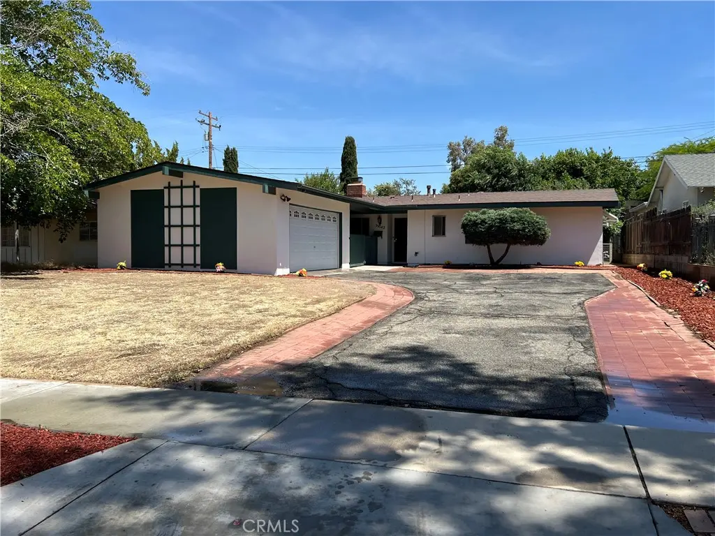 39042 Ocotillo, Palmdale, CA — listing photo 1
