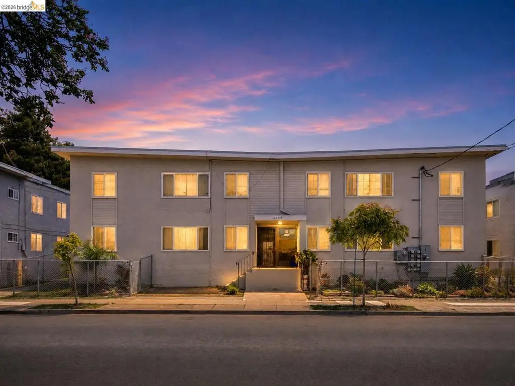 Residential Income for sale at 2207 Bonar St, Berkeley, CA