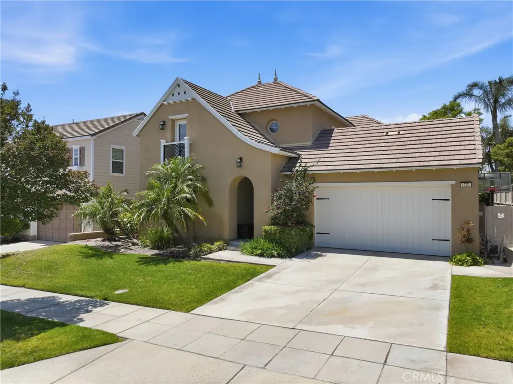 1721 Arthur Loop W, Upland, CA — listing photo 1