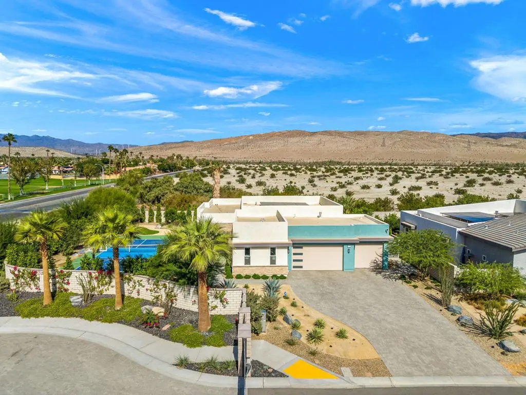 Single Family Residence for rent at 2 Iridium Way, Rancho Mirage, CA featuring 4 beds and 3 baths