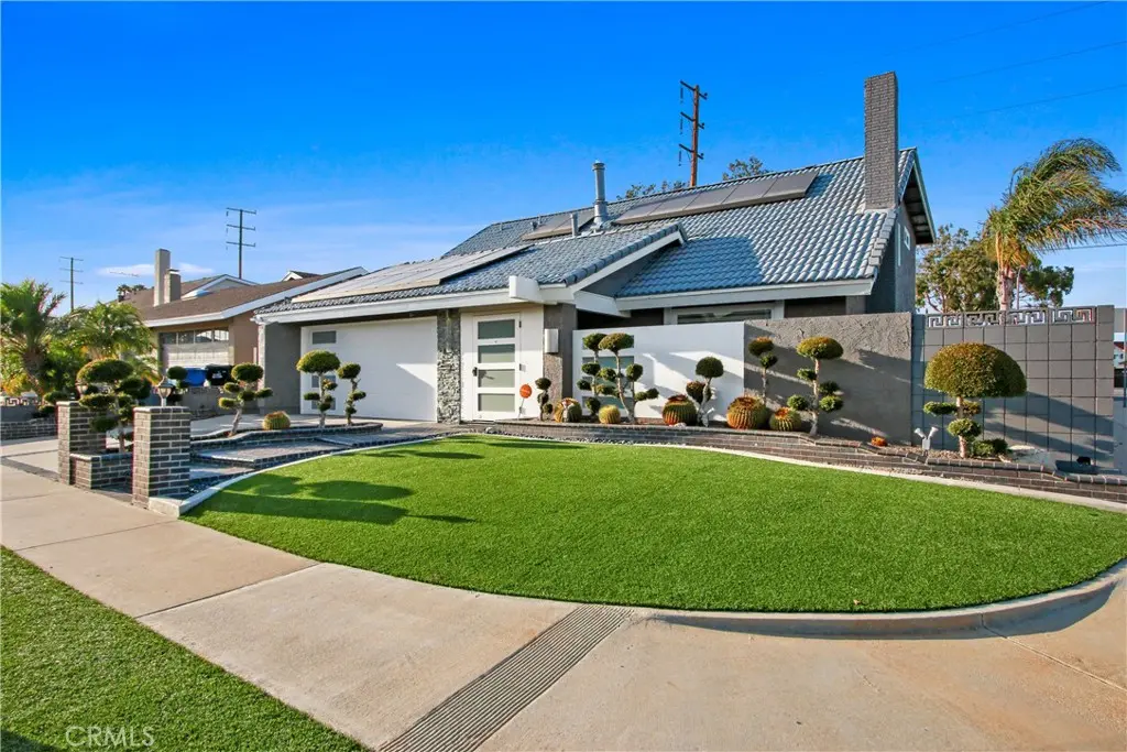 1107 Woodbury Drive, Harbor City, CA — listing photo 1