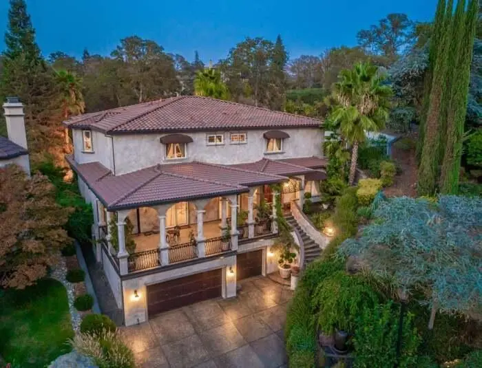 Single Family Residence for sale at 119 Del Norte Vista Way, Folsom, CA featuring 4 beds and 6 baths