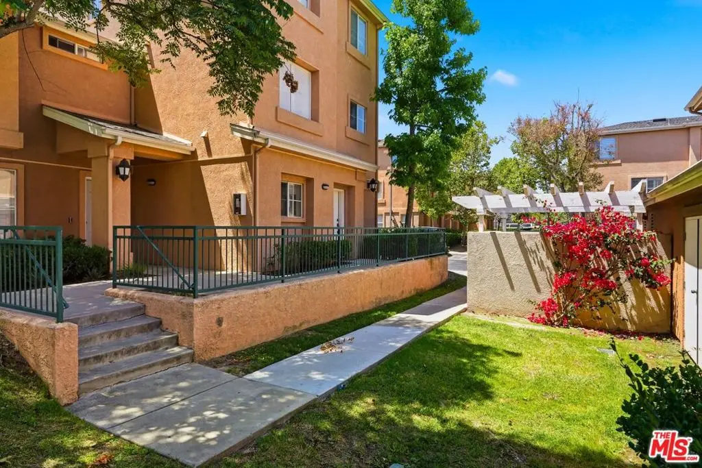1050 Harbor Heights Drive C, Harbor City, CA — listing photo 1