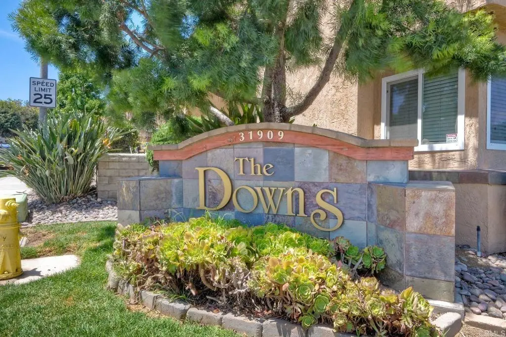 31909 Del Cielo Este 27, Bonsall, CA — listing photo 1